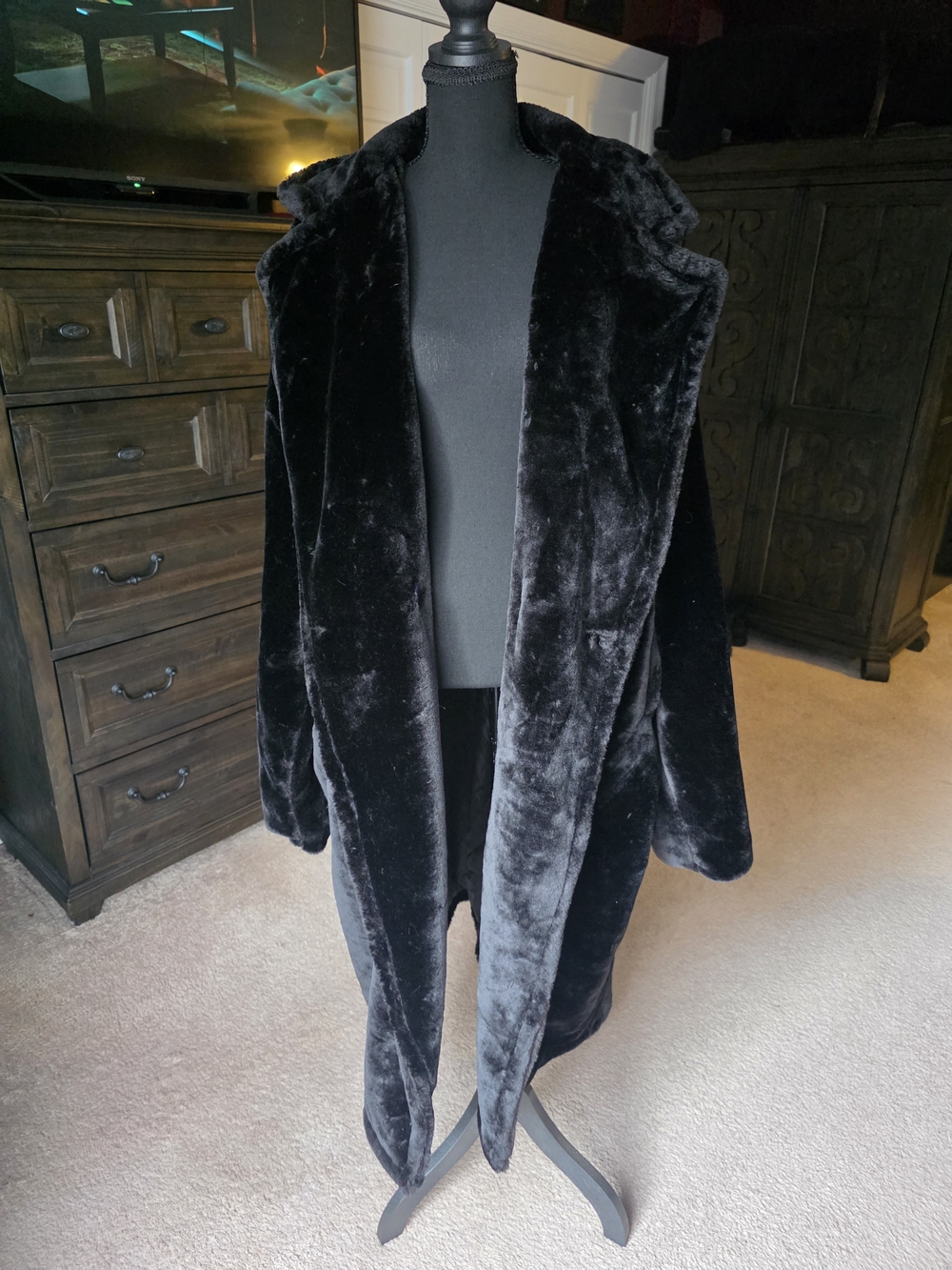 PrettyLittleThing Plus Black Large Lapel Midaxi Faux Fur Coat Size 22 NWT
